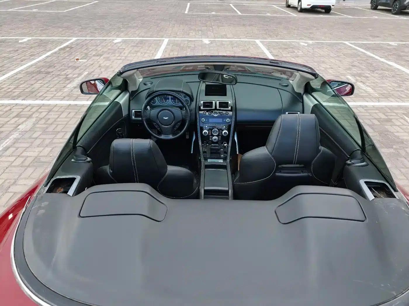Aston Martin DBS 2009 6.0 Touchtronic Volante — миниатюра 16