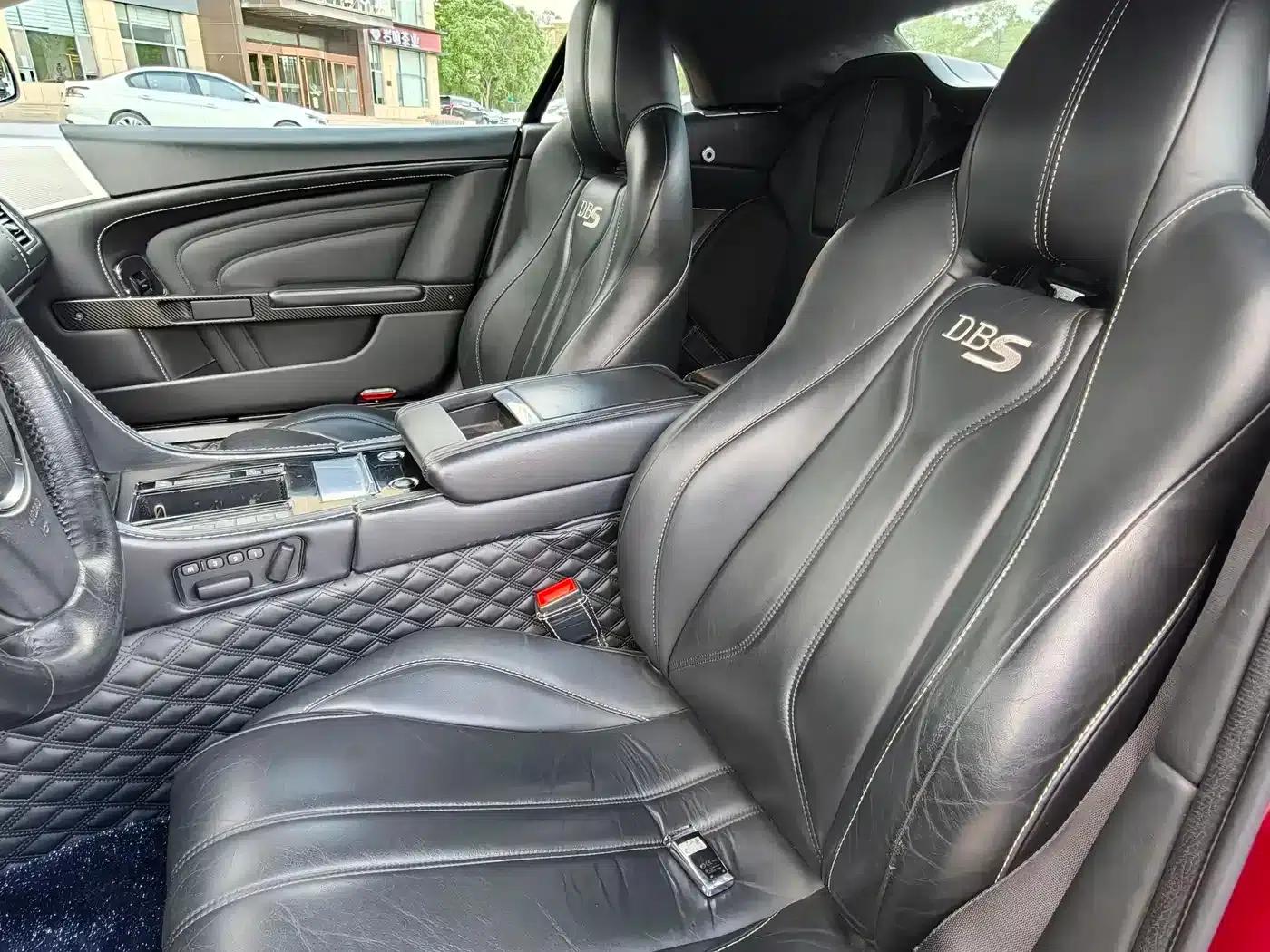 Aston Martin DBS 2009 6.0 Touchtronic Volante — миниатюра 20