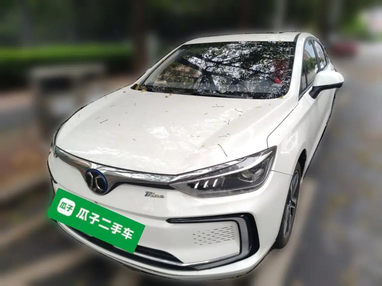 BAIC Beijing EU5 2018 R500 Smart Edition — миниатюра 1