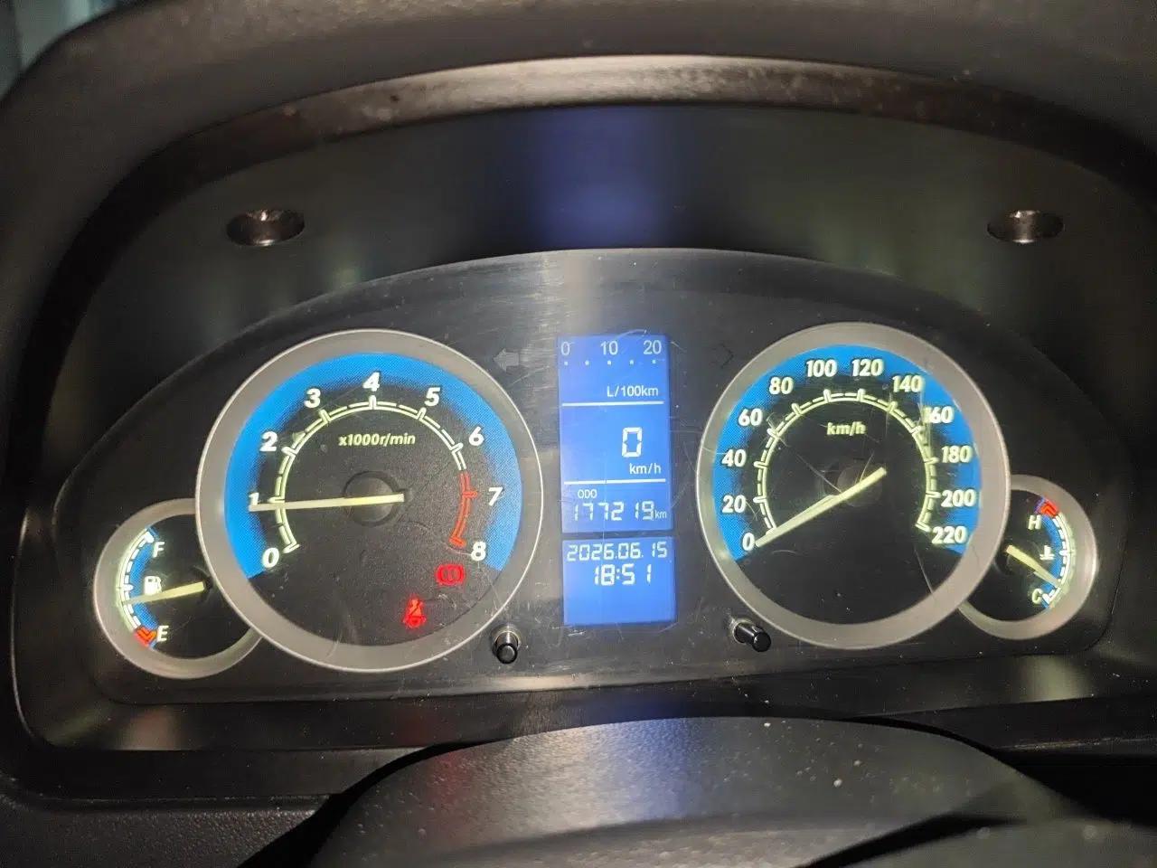 BAIC E Series 2013 Sedan 1.3L Manual Lotte Edition — миниатюра 11