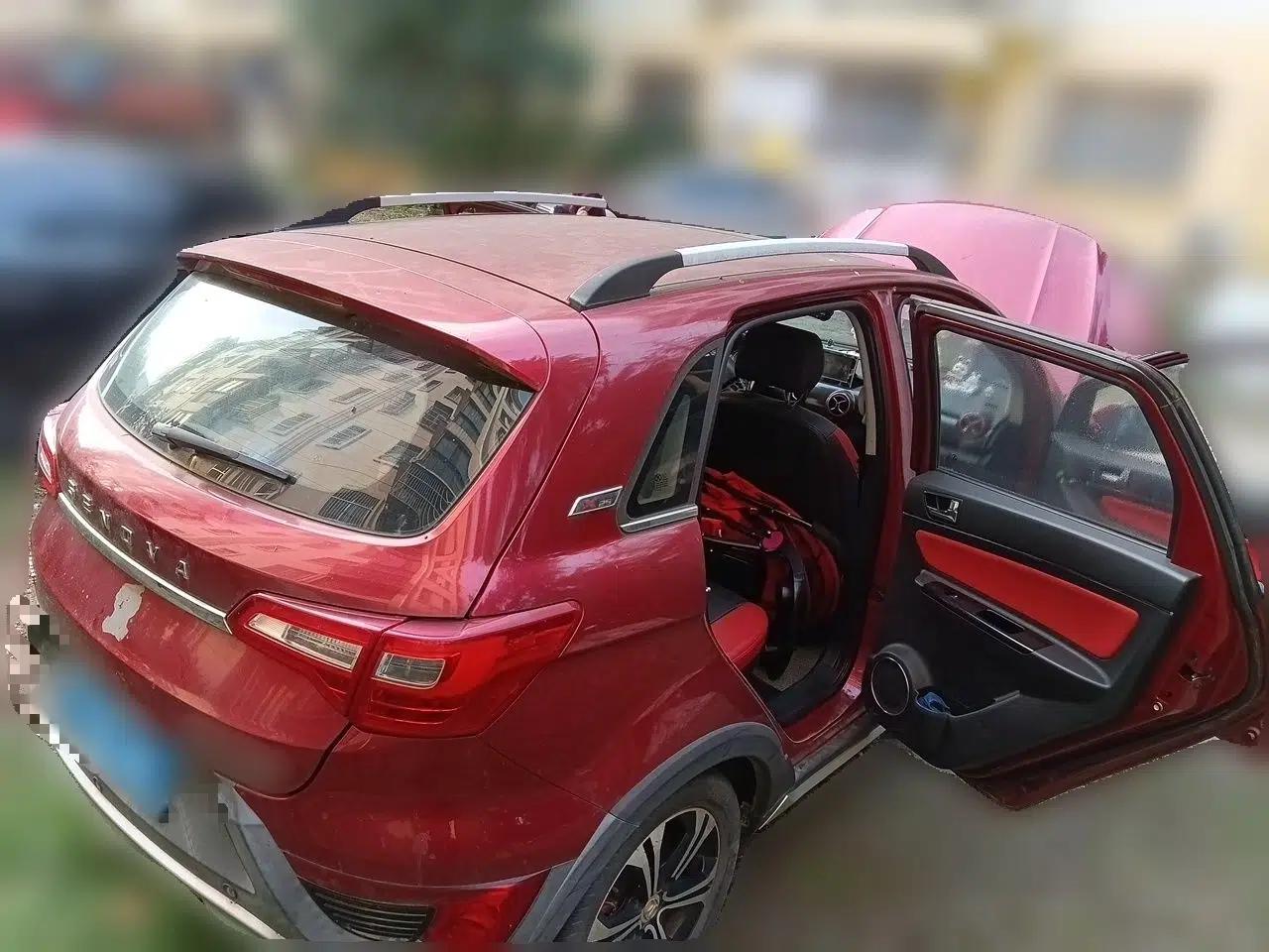 BAIC Senova X25 2015 1.5L Manual Elite Edition — миниатюра 6