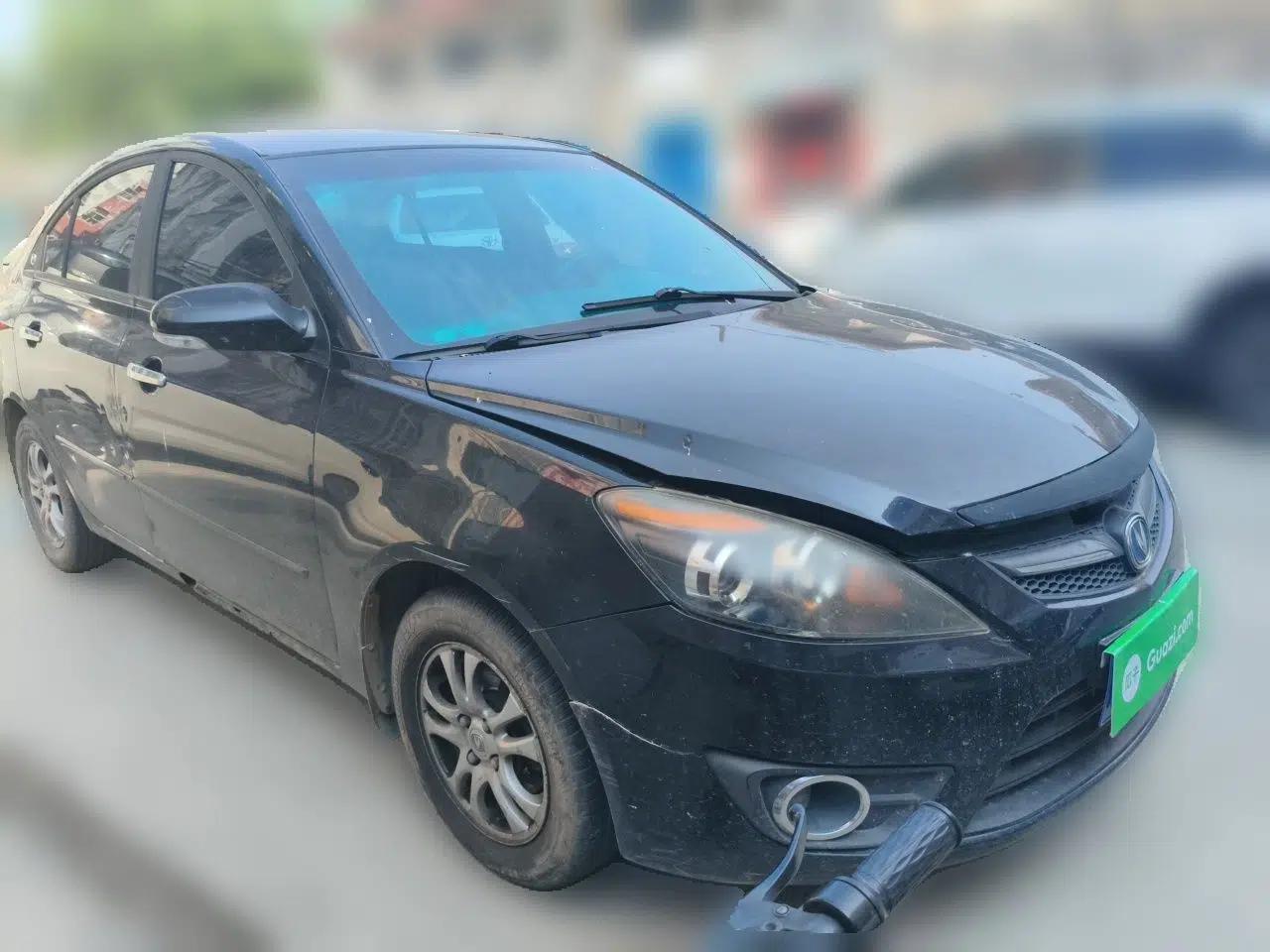 CHANGAN Alsvin 2012 Sedan 1.5L Manual Luxury Model — миниатюра 3
