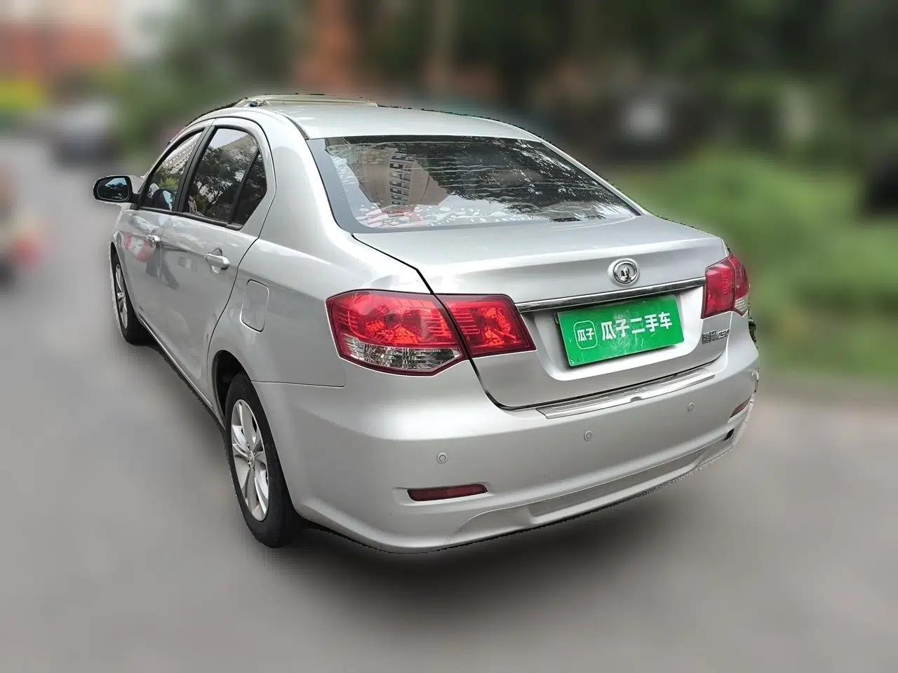 Great Wall C30 2013 1.5L Manual Luxury Model — миниатюра 4