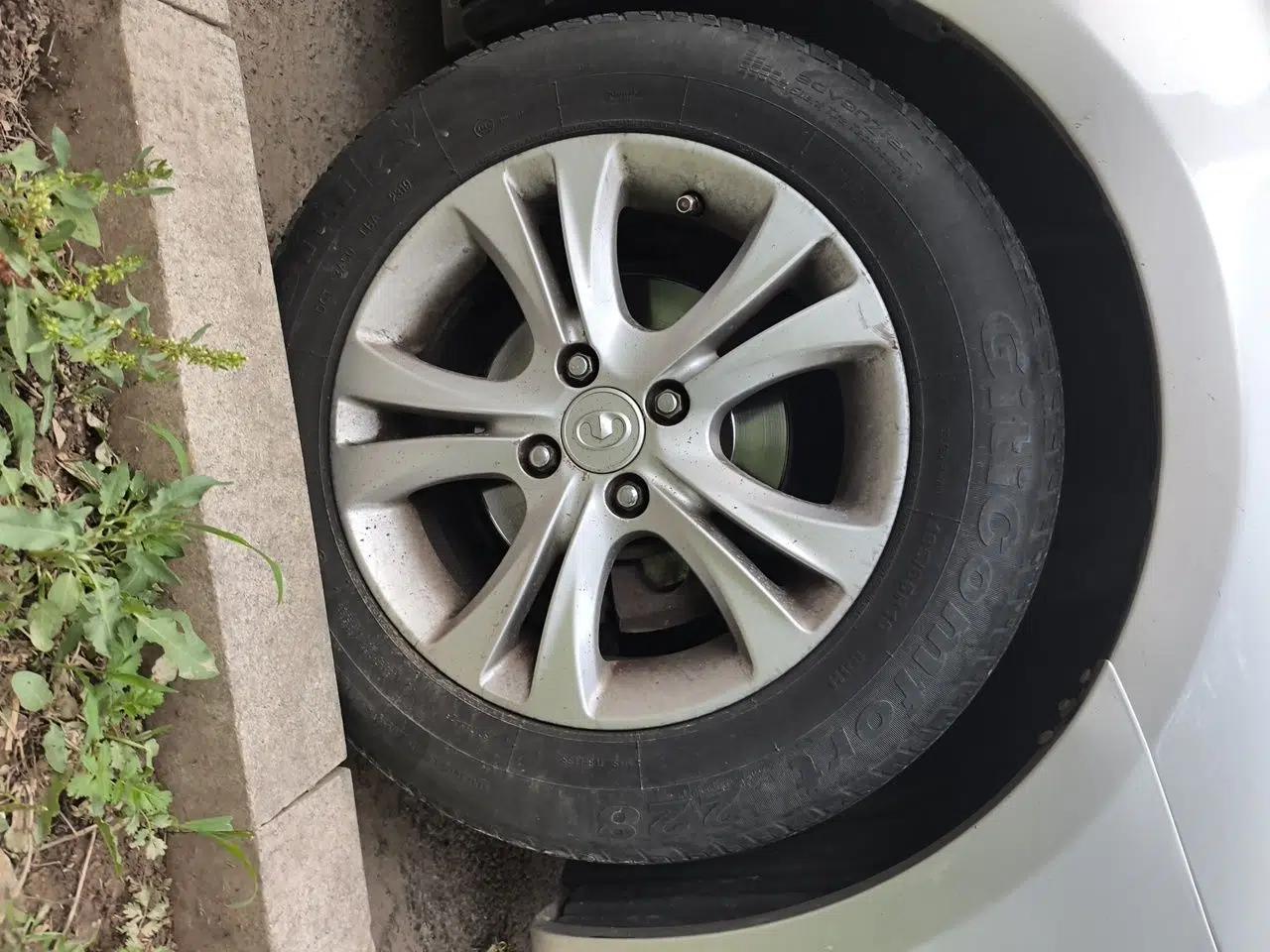 Great Wall C30 2013 1.5L Manual Luxury Model — миниатюра 8