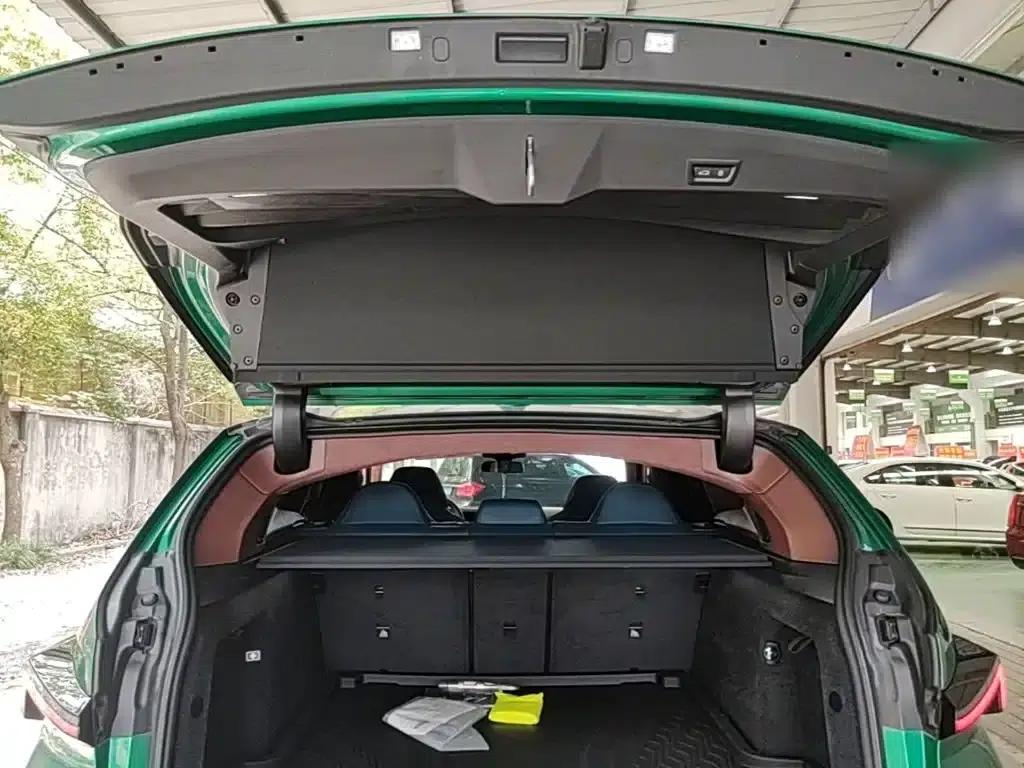 BMW XM 2023 50e — миниатюра 19