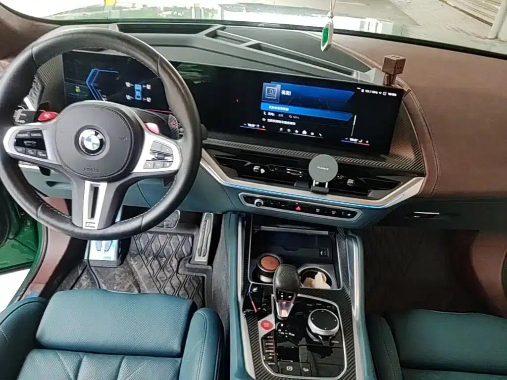 BMW XM 2023 50e — миниатюра 10
