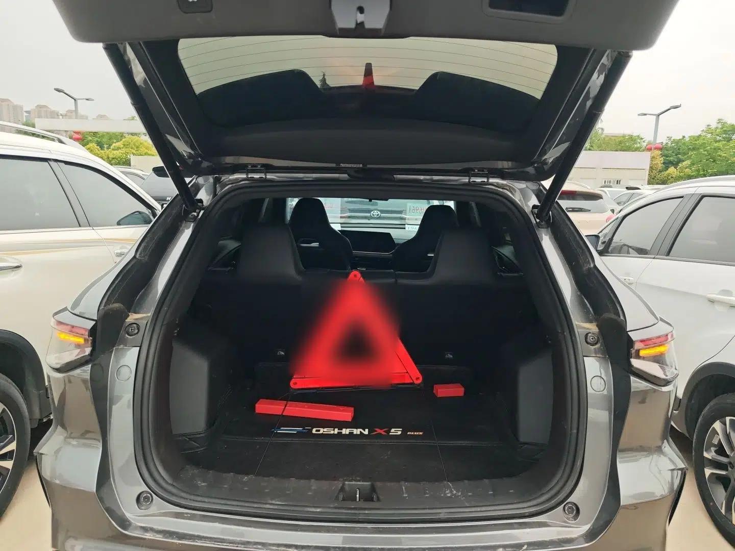 CHANGAN OSHAN X5 PLUS 2023 1.5T DCT Excellence Edition — миниатюра 14