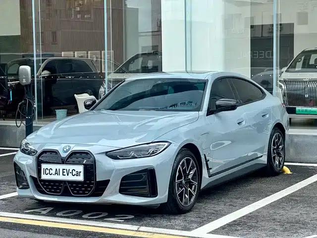 BMW i4 2023 eDrive40