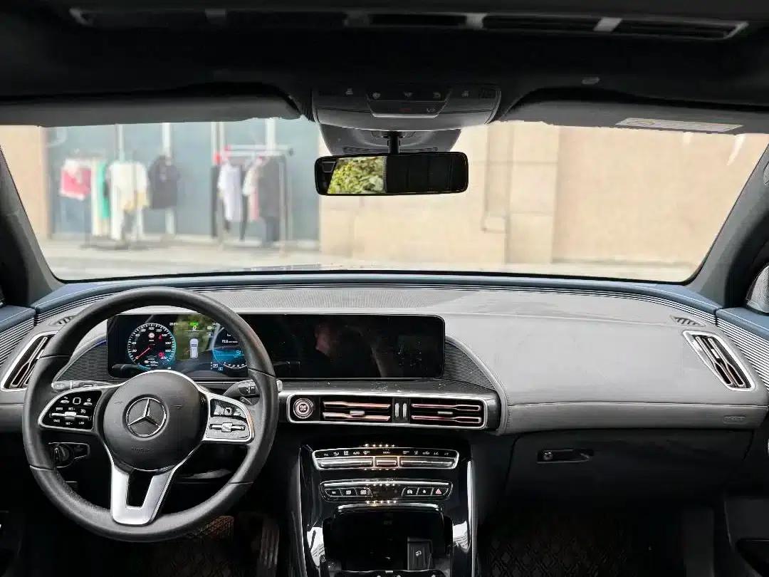 Mercedes-Benz EQC 2022 Facelift EQC 350 4MATIC Special Edition — миниатюра 8