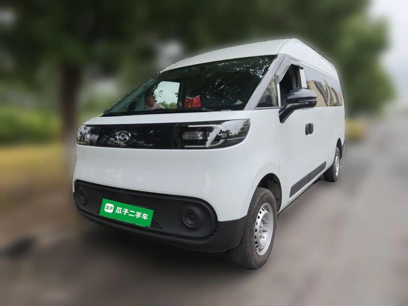SAIC MAXUS Dana V1 2025 V1+ Long Wheelbase High-Roof Multi-Function Version (62 kWh) — миниатюра 1