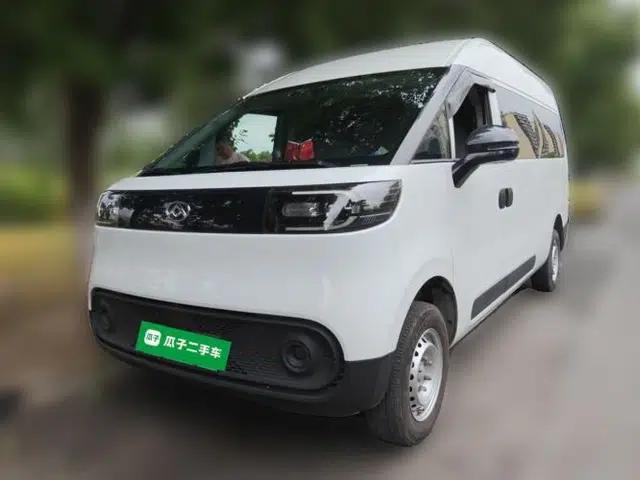 SAIC MAXUS Dana V1 2025 V1+ Long Wheelbase High-Roof Multi-Function Version (62 kWh)