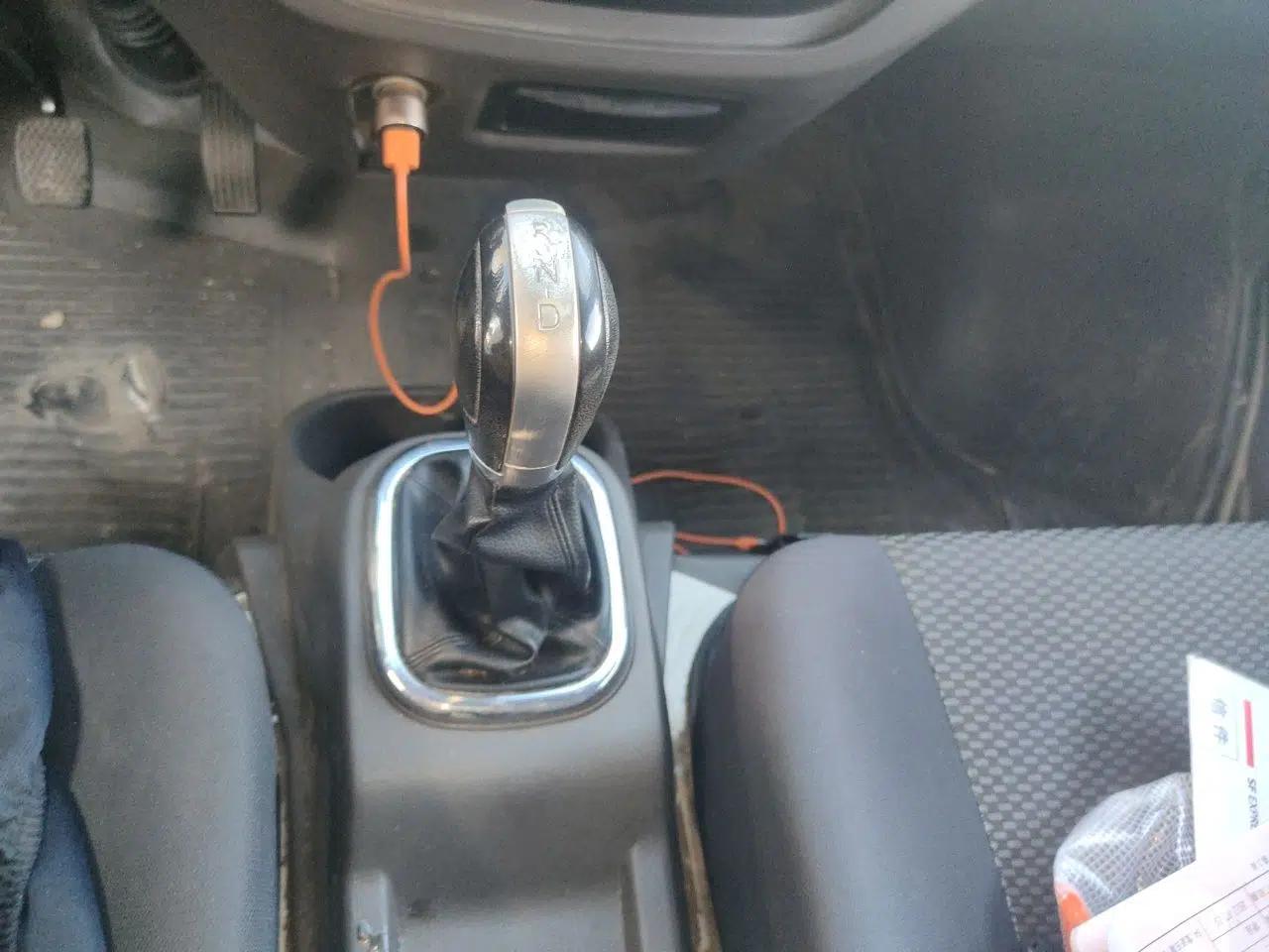 Dongfeng Yufeng EM26 2023 Standard Edition 41.472 kWh Henan Lithium Power — миниатюра 14