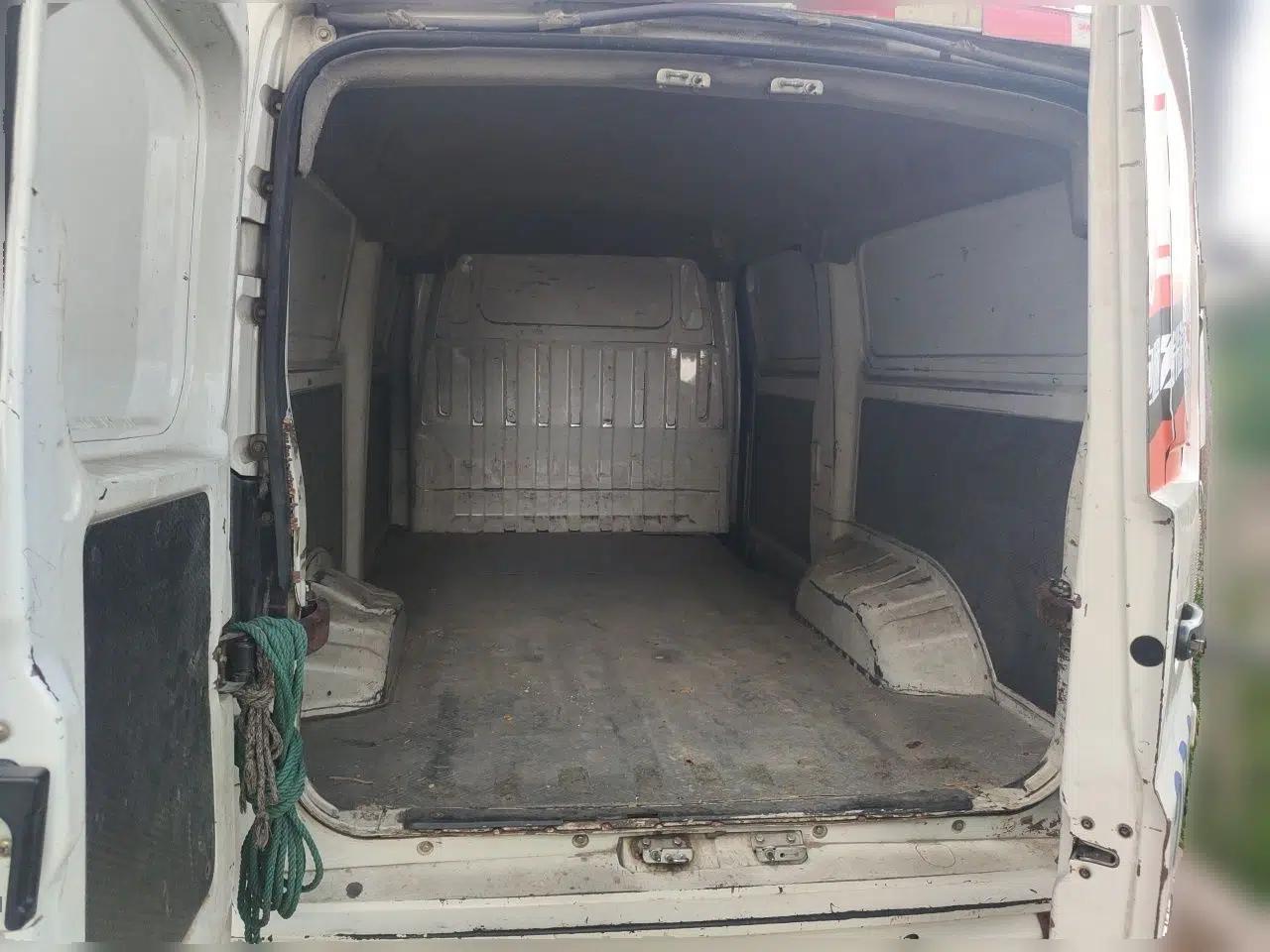 Dongfeng Yufeng EM26 2023 Standard Edition 41.472 kWh Henan Lithium Power — миниатюра 19