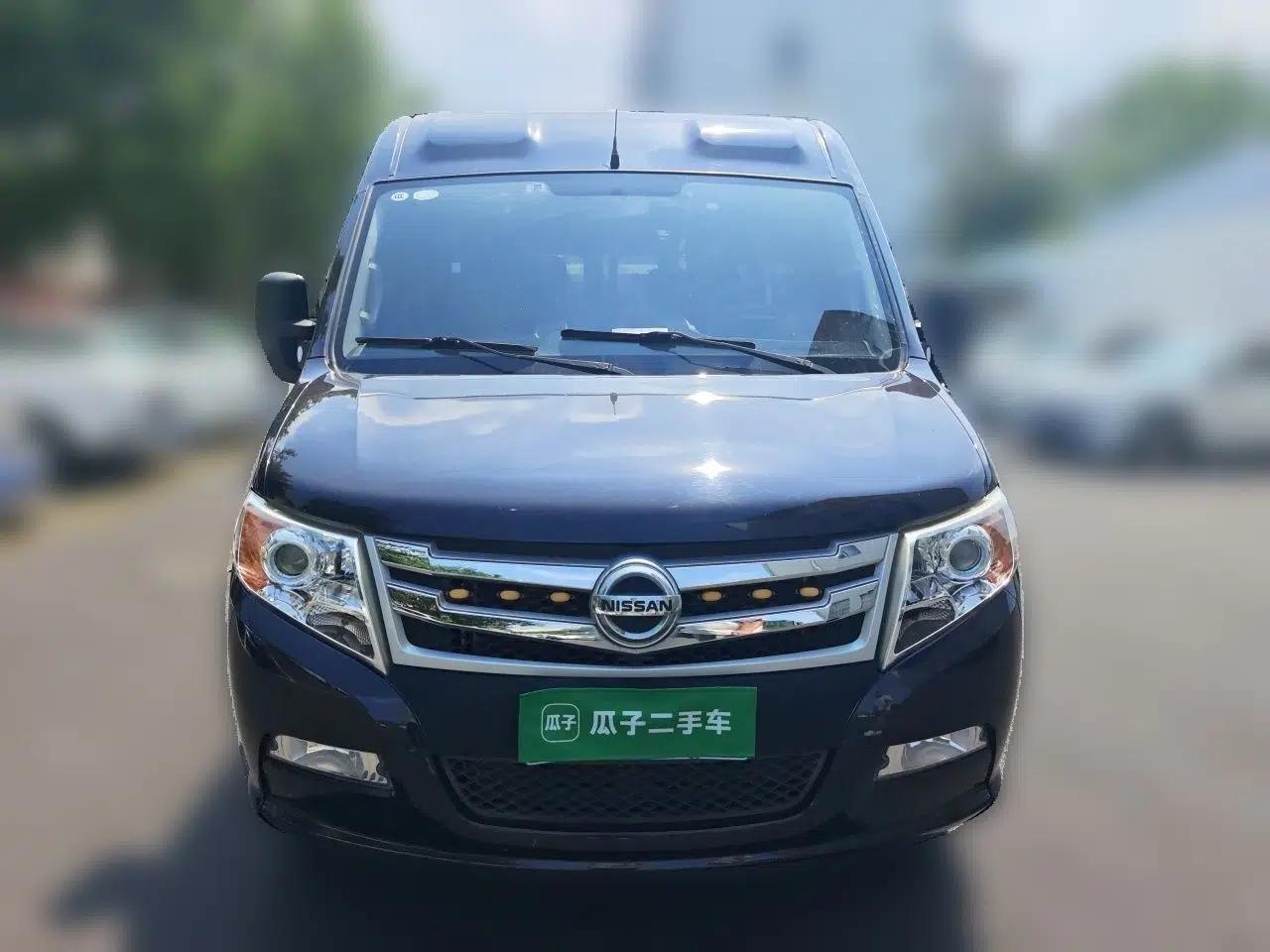 Dongfeng Yufeng 2021 2.3T V9 Logistics Vehicle Short Wheelbase Mid-Roof Design 5-9 Seater China V Emission Standard WP2.3 — миниатюра 2