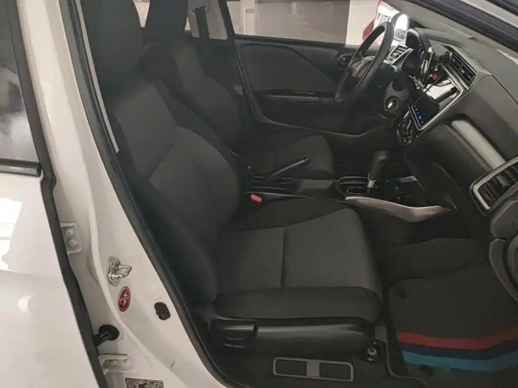2017 Honda Crider 1.5L CVT Classic Edition — миниатюра 25