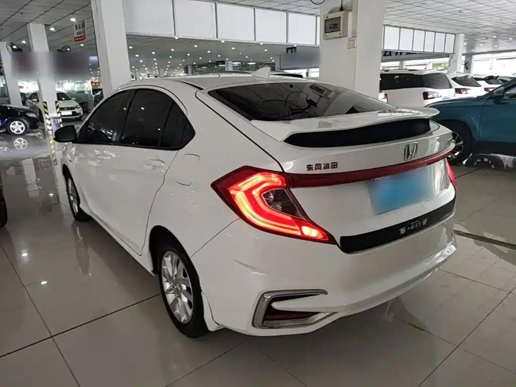 2017 Honda Crider 1.5L CVT Classic Edition — миниатюра 5