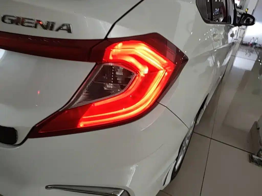 2017 Honda Crider 1.5L CVT Classic Edition — миниатюра 8
