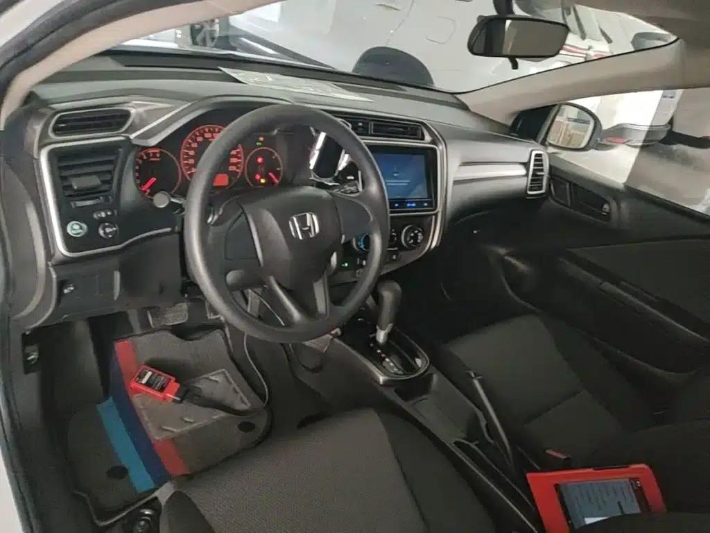2017 Honda Crider 1.5L CVT Classic Edition — миниатюра 10
