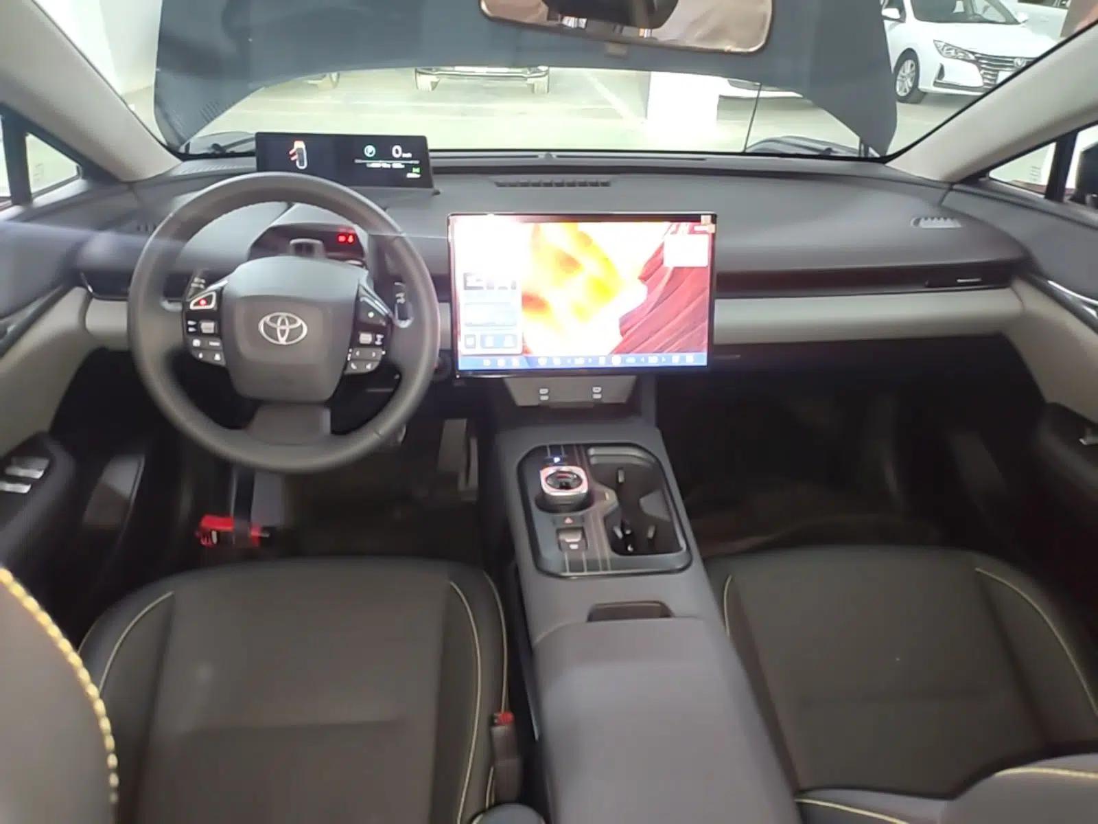 Toyota bZ5 2025 Model 550 PRO — миниатюра 12