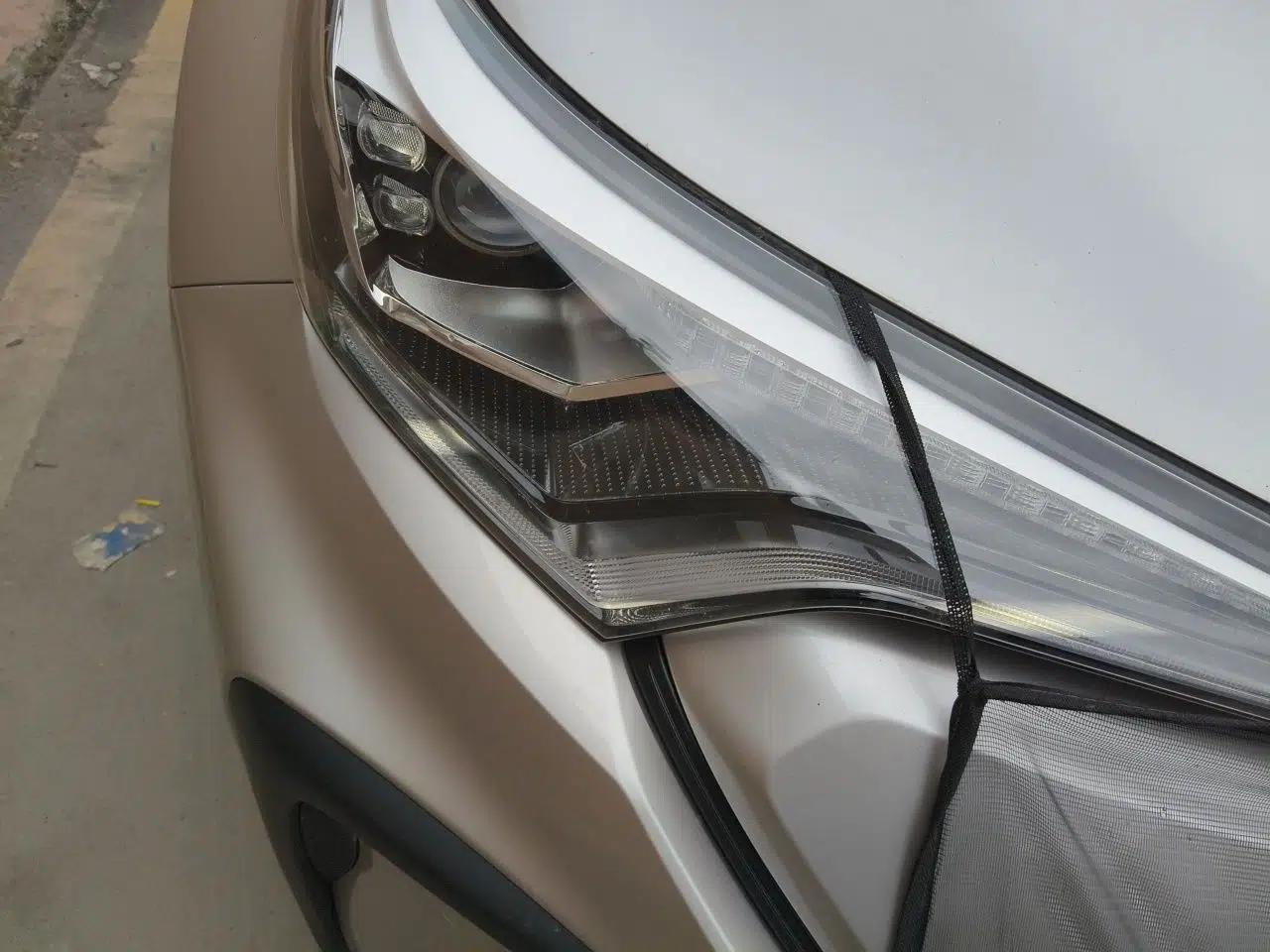 Toyota C-HR EV 2020 Deluxe Sunroof Edition — миниатюра 7