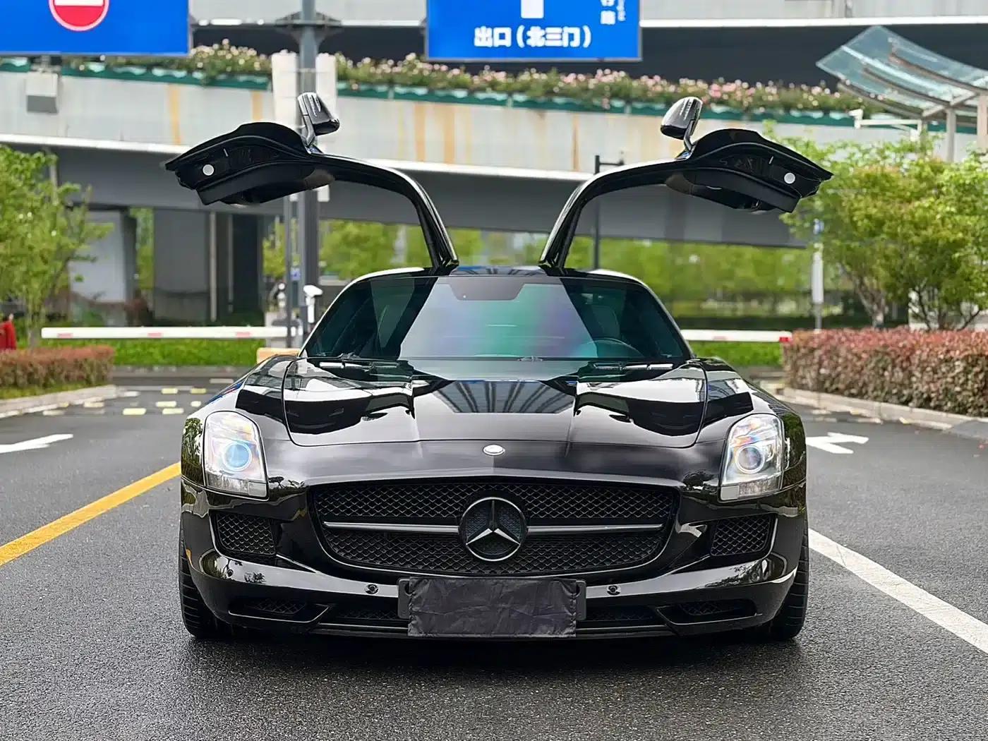 2011 Mercedes-Benz SLS AMG — миниатюра 1