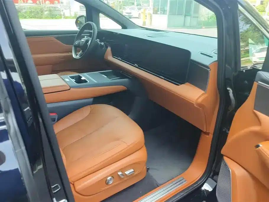 Buick Ultimate Family 2026 Pure Electric Luxury Edition — миниатюра 8