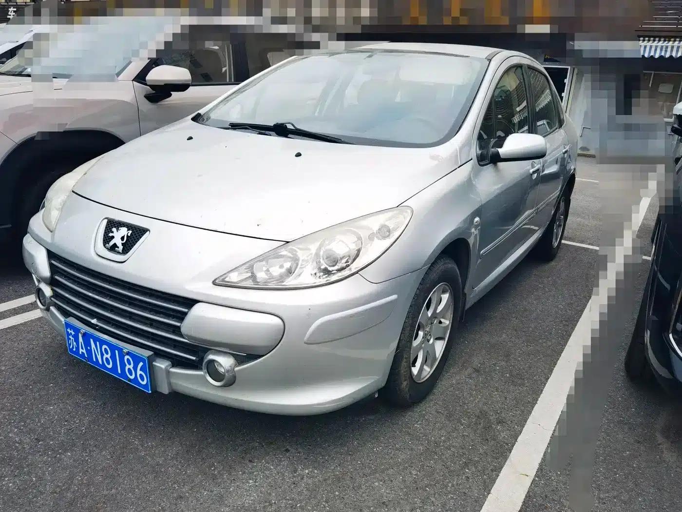 Peugeot 307 2010 Sedan 1.6L Automatic Comfort Edition — миниатюра 1