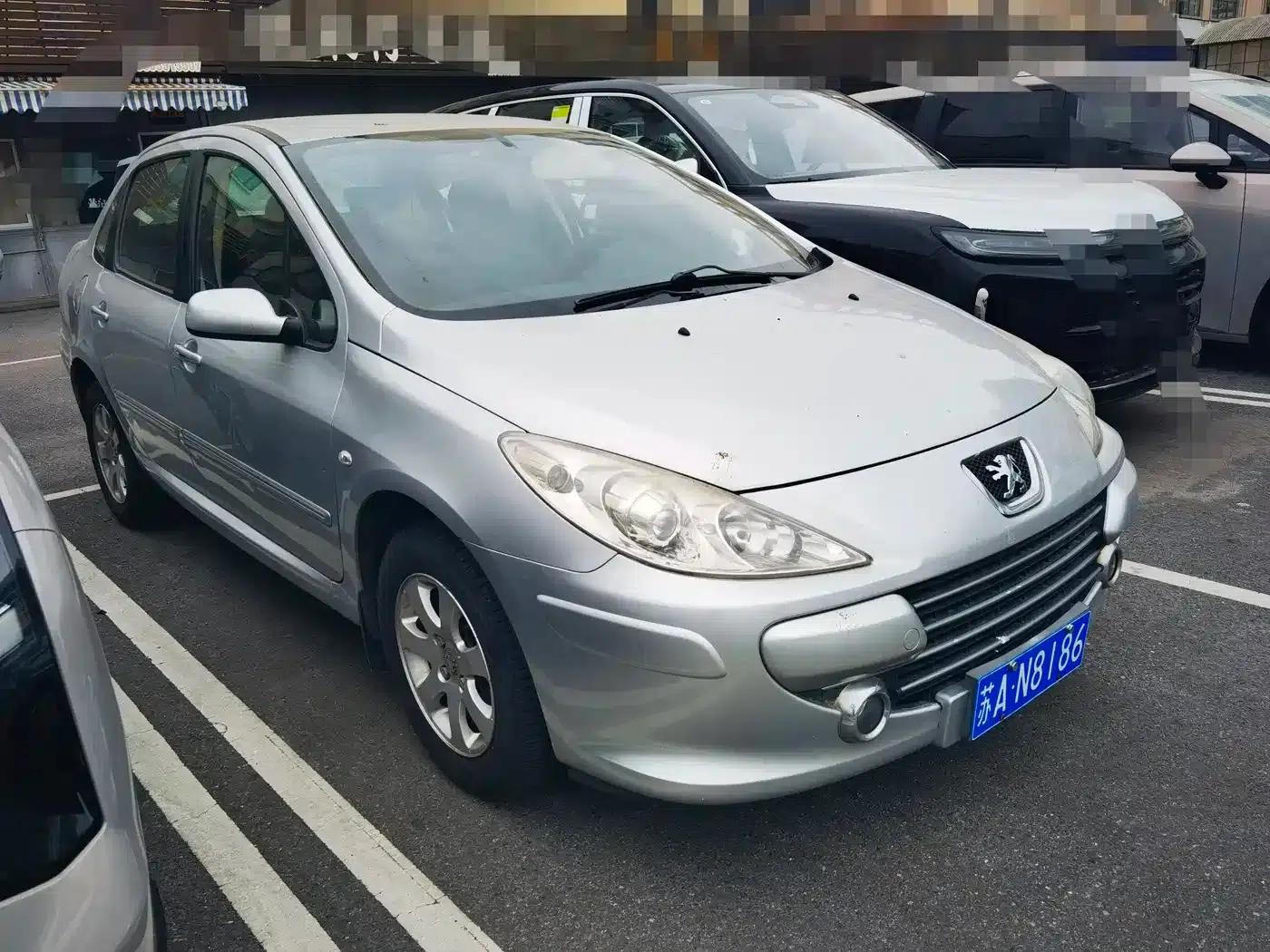 Peugeot 307 2010 Sedan 1.6L Automatic Comfort Edition — миниатюра 2