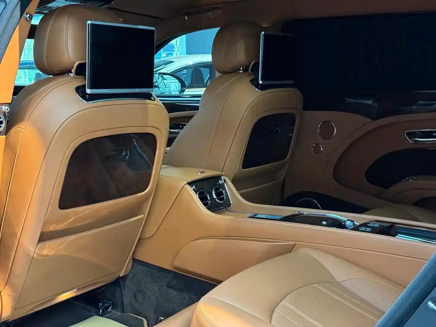 Mulsanne 2017 6.8T Long Wheelbase — миниатюра 14