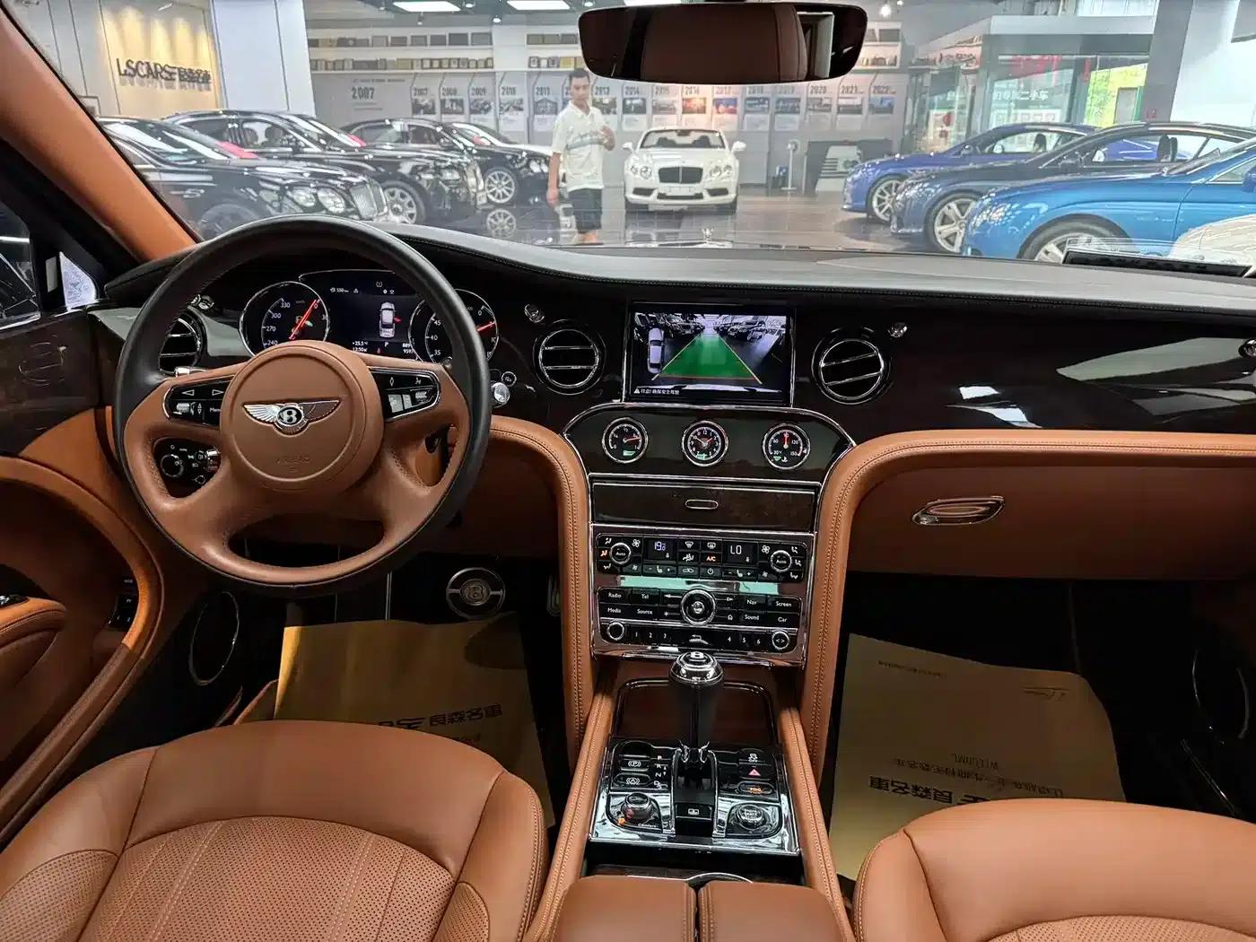 Mulsanne 2017 6.8T Long Wheelbase — миниатюра 8