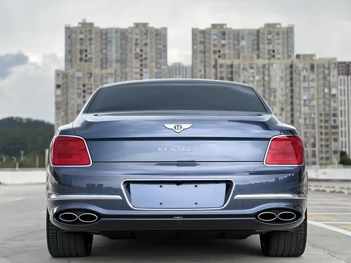 2022 Flying Spur Plug-in Hybrid 2.9T V6 — миниатюра 12