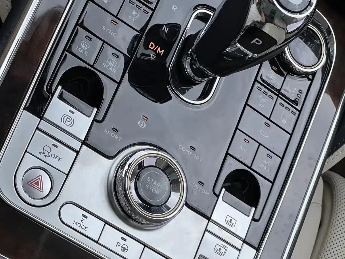 2022 Flying Spur Plug-in Hybrid 2.9T V6 — миниатюра 20