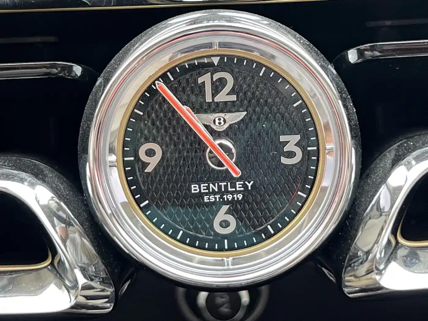 2022 Flying Spur Plug-in Hybrid 2.9T V6 — миниатюра 21