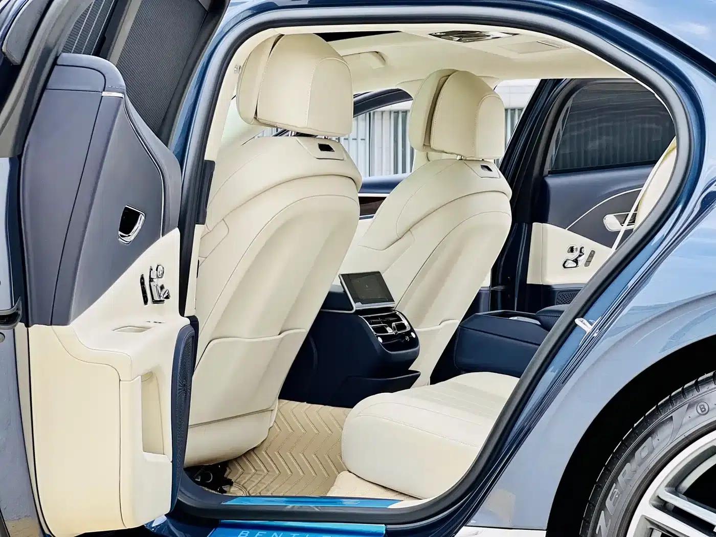 2022 Flying Spur Plug-in Hybrid 2.9T V6 — миниатюра 5