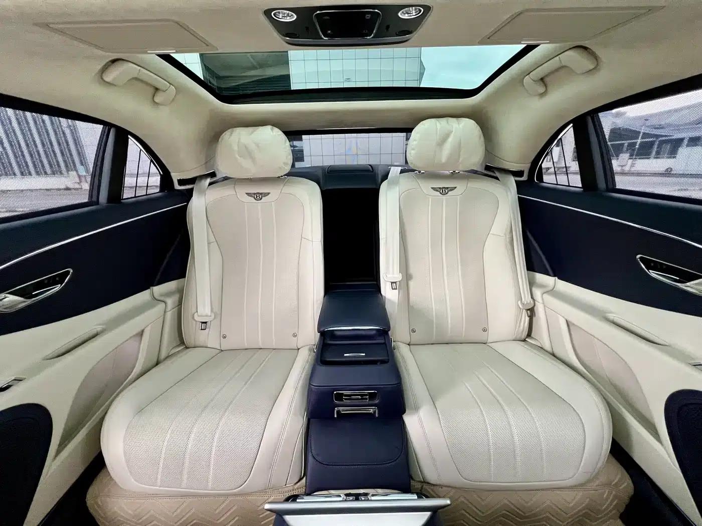 2022 Flying Spur Plug-in Hybrid 2.9T V6 — миниатюра 10