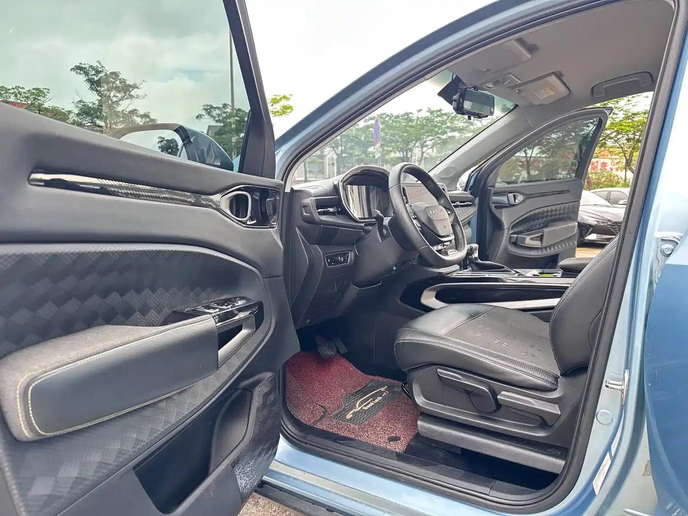 Baojun RM-5 2019 1.5T CVT 24-Hour Online Elite 6-Seater — миниатюра 11