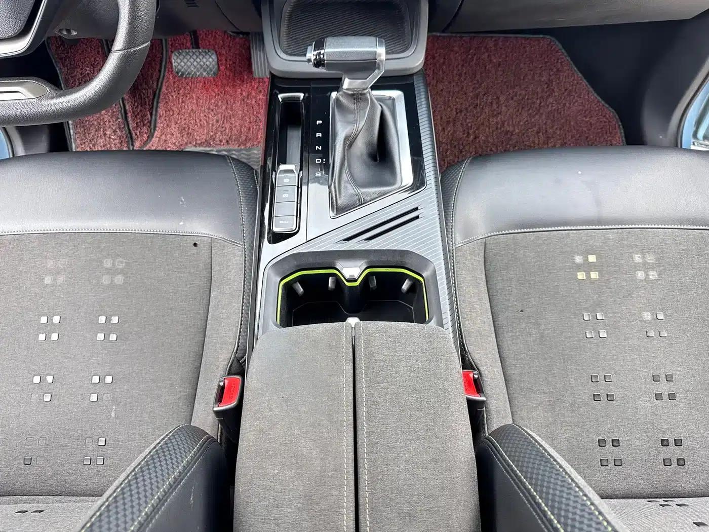 Baojun RM-5 2019 1.5T CVT 24-Hour Online Elite 6-Seater — миниатюра 14
