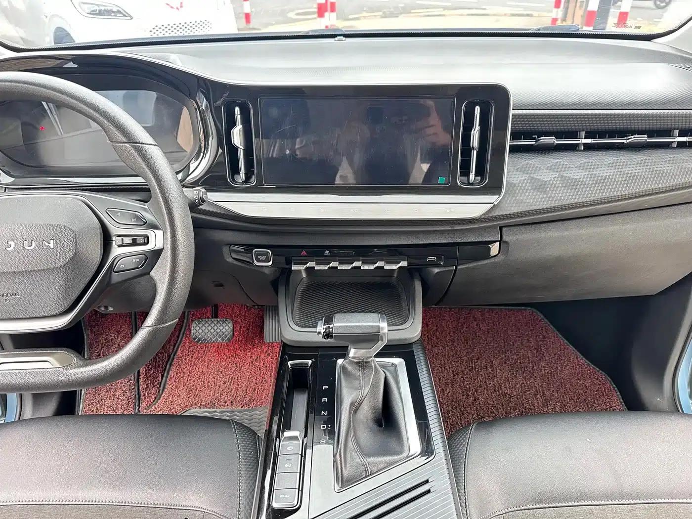Baojun RM-5 2019 1.5T CVT 24-Hour Online Elite 6-Seater — миниатюра 16