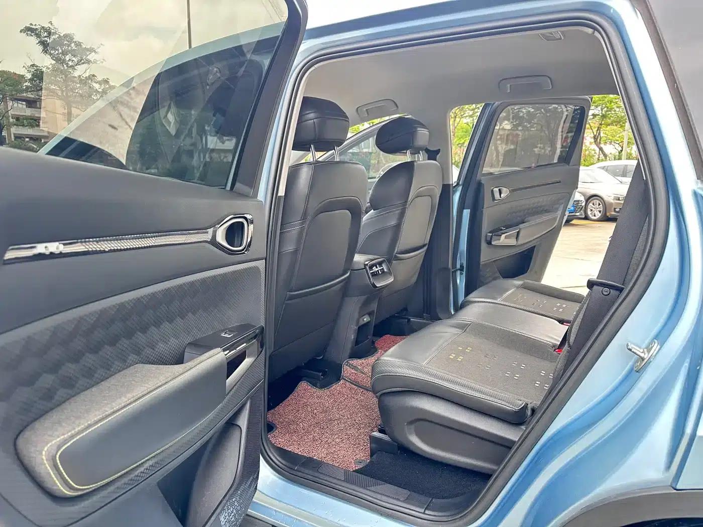 Baojun RM-5 2019 1.5T CVT 24-Hour Online Elite 6-Seater — миниатюра 10