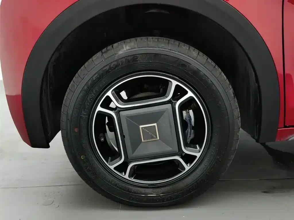 Baojun E300 2020 Interstellar Intelligent Driving Edition — миниатюра 17