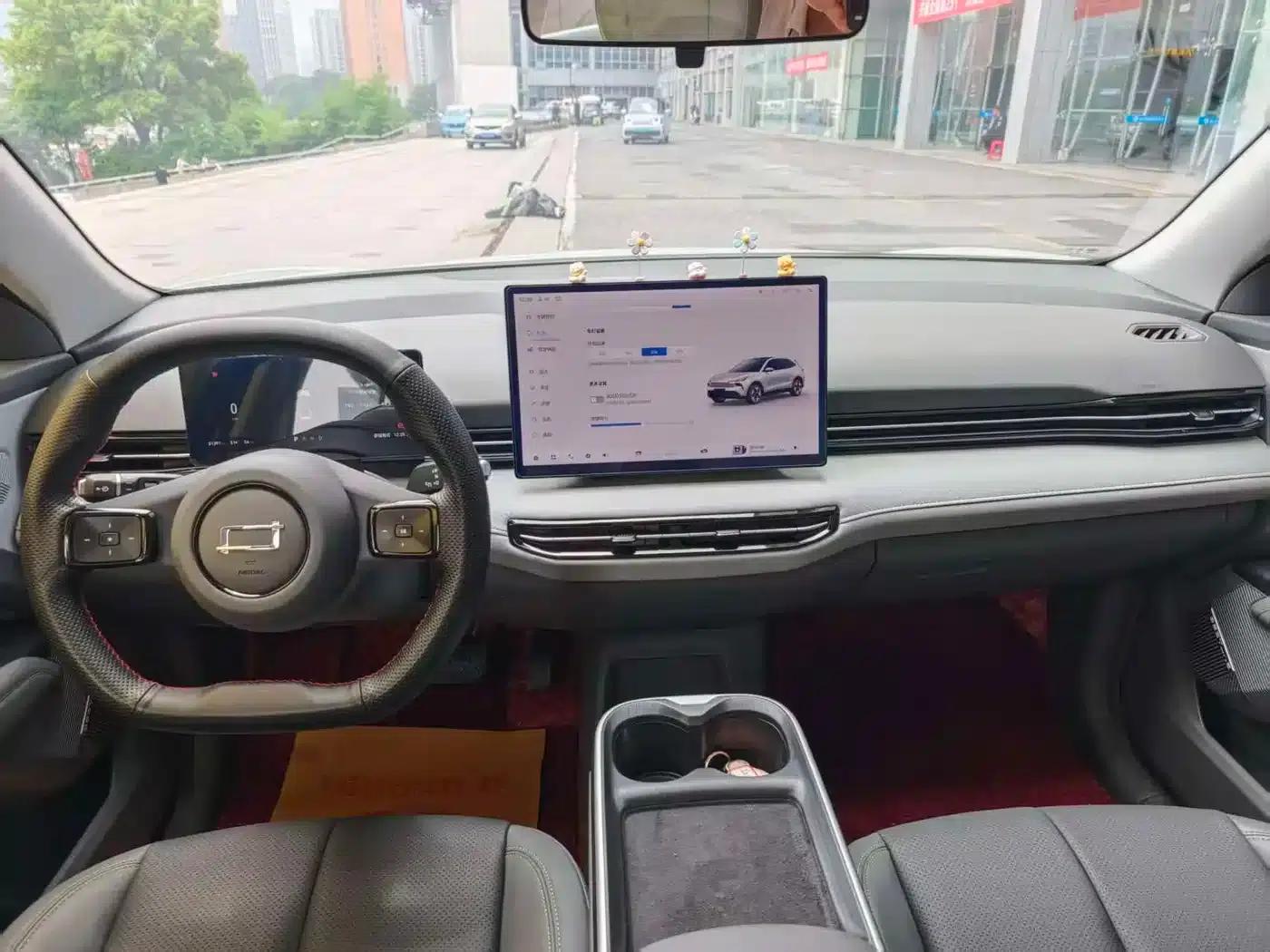 Yueyi 03 2025 Model 565km Enjoy Edition — миниатюра 15