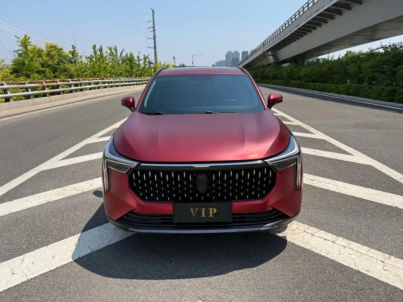 Bestune T55 2023 1.5T Automatic Leap Forward Edition — миниатюра 2