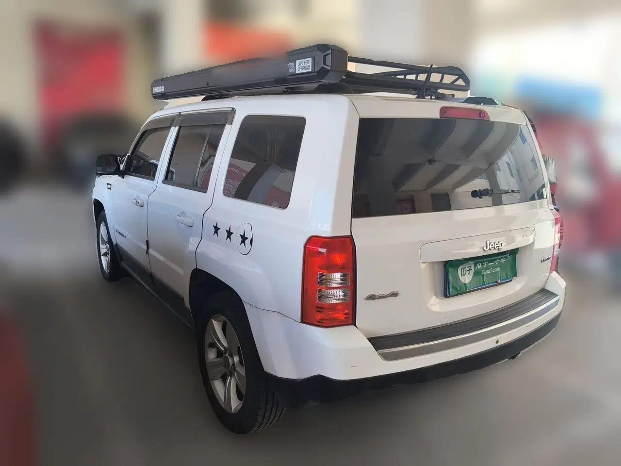 Jeep Patriot 2012 2.4 Luxury Edition — миниатюра 4