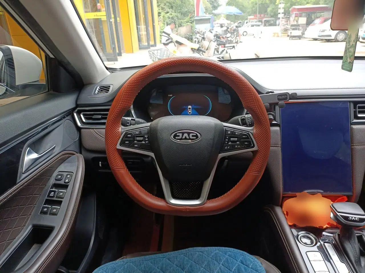 JAC Group J7 2020 1.5T CVT Superior Trim — миниатюра 10