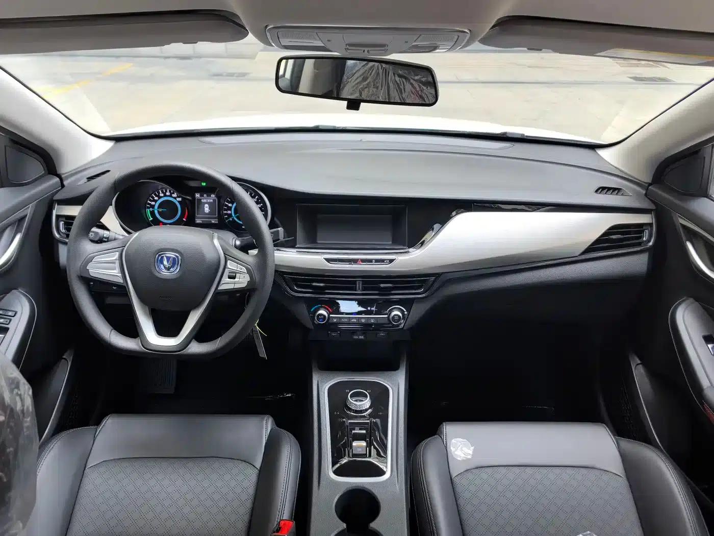 Changan Eado New Energy 2022 EV460 Smart Online Edition (Lithium Iron Phosphate) — миниатюра 13