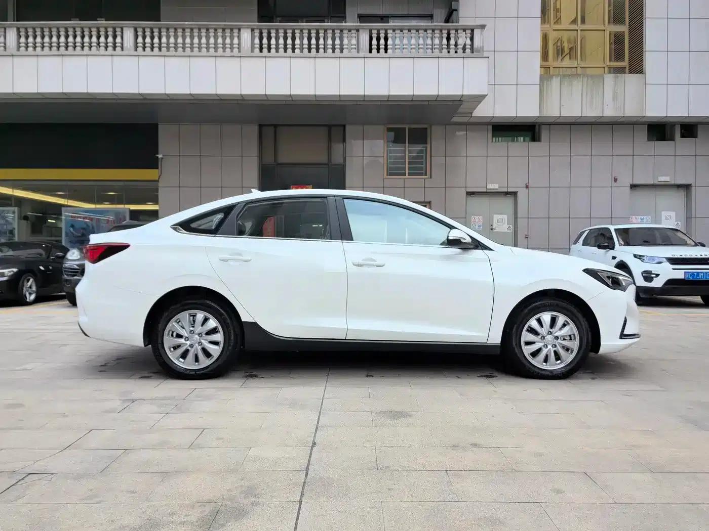 Changan Eado New Energy 2022 EV460 Smart Online Edition (Lithium Iron Phosphate) — миниатюра 6