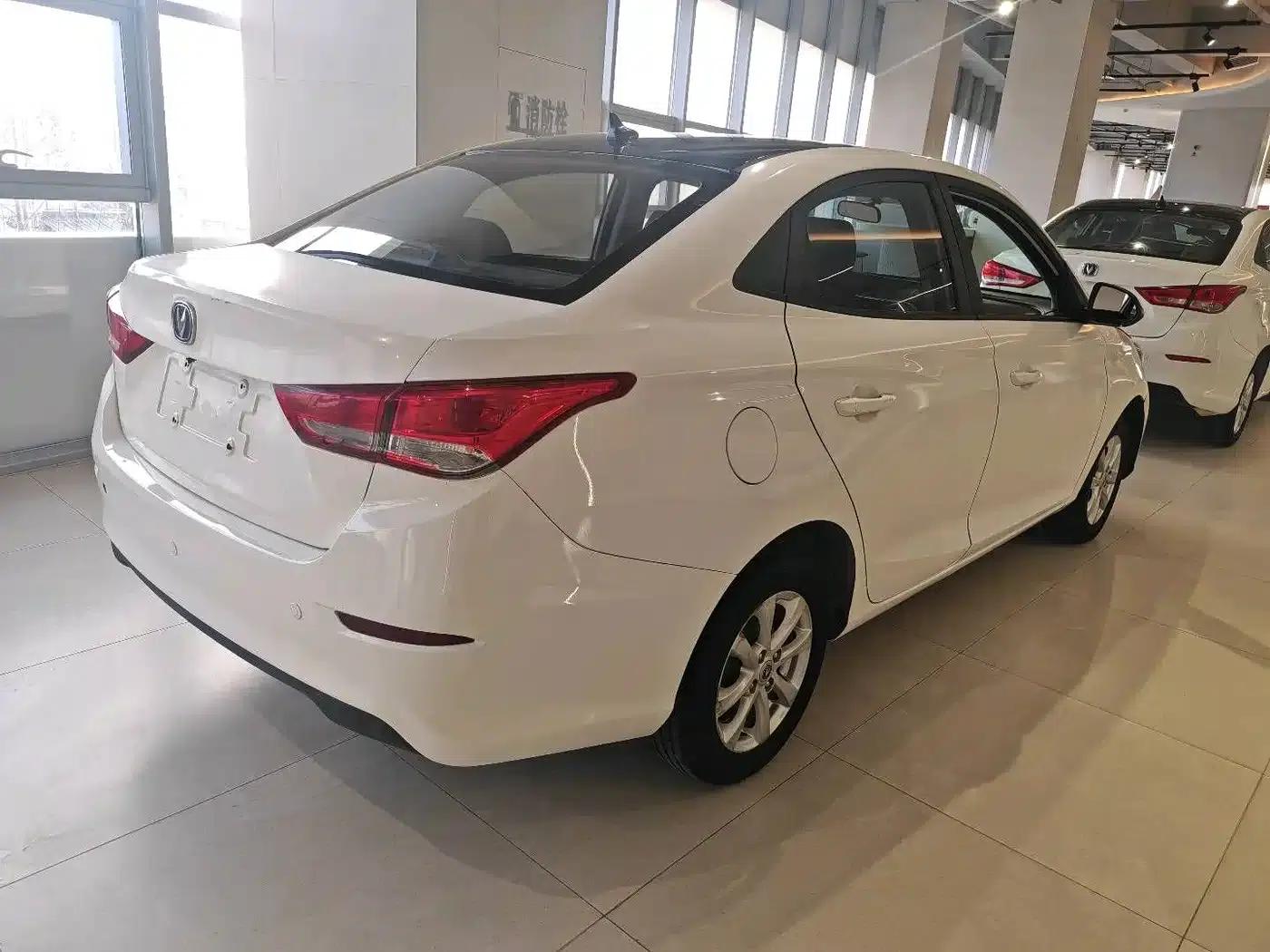 Yuexiang 2019 1.5L DCT Comfort Model (National VI Emission Standard) — миниатюра 3