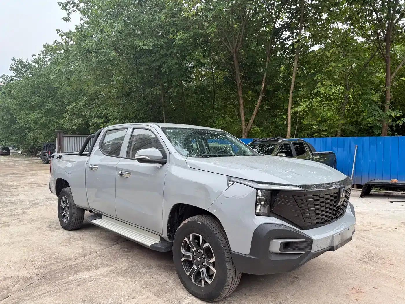 Changan Hunter 2024 Warrior Edition Luxury Dual Motor Four-Wheel Drive Extra Long Box — миниатюра 3