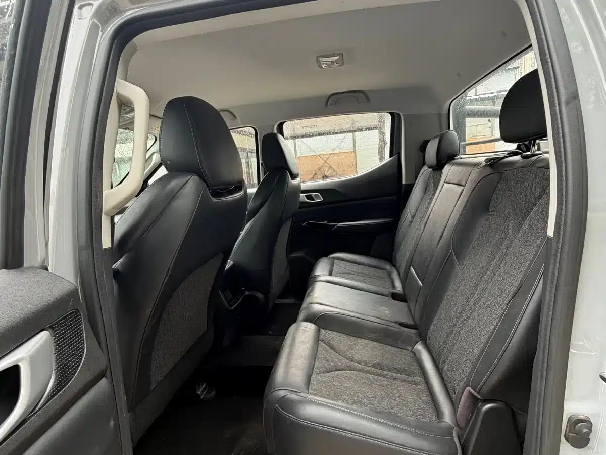 Changan Hunter 2024 Warrior Edition Luxury Dual Motor Four-Wheel Drive Extra Long Box — миниатюра 8