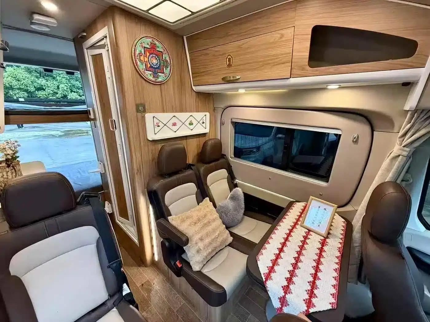 SAIC MAXUS V90B Motorhome 2023 Model 2.0T Diesel — миниатюра 6